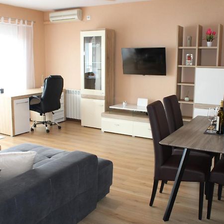 Apartman Lovro Ριέκα Εξωτερικό φωτογραφία