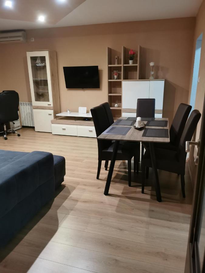 Apartman Lovro Ριέκα Εξωτερικό φωτογραφία